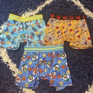 Super Mario boys boxer brief size 4T